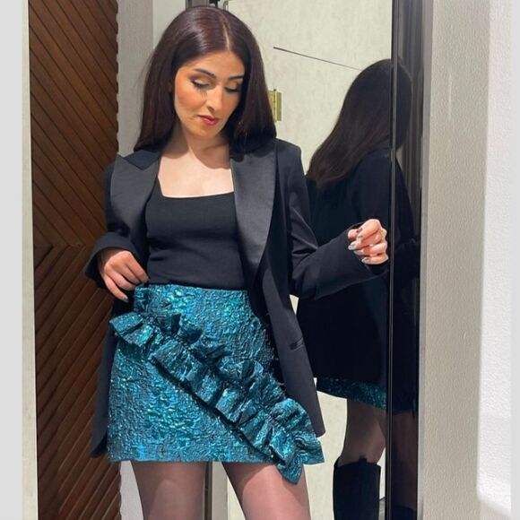 NWT Zara nwt green jacquard skirt Zara Teal Metallic Ruffle Mini Skirt XS - Picture 9 of 16